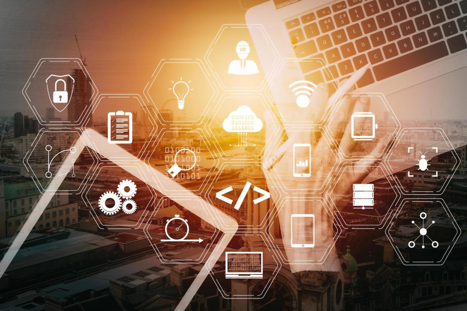 Studenten arbeiten gemeinsam an 3D-Modellen